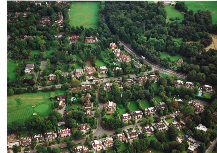 Aerial Photograph of a section of Hampstead Way