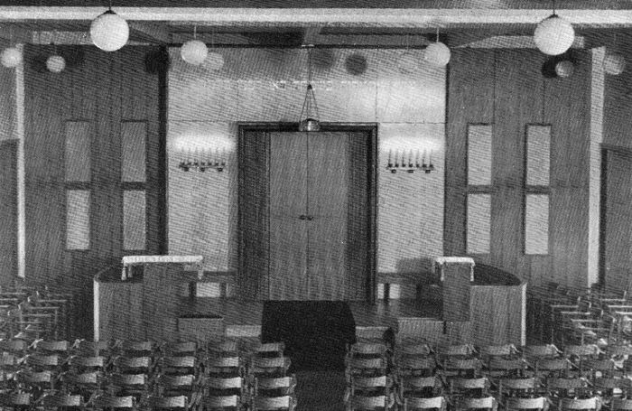 Synagogue interior 1946