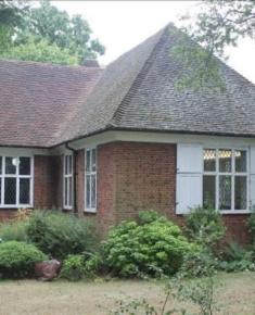 Friends Meeting House (Quakers)