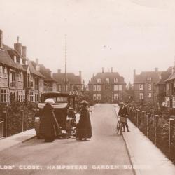 Reynolds Close