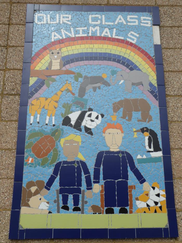 Queen's Golden jubilee mosaic on side of Infant school 2002