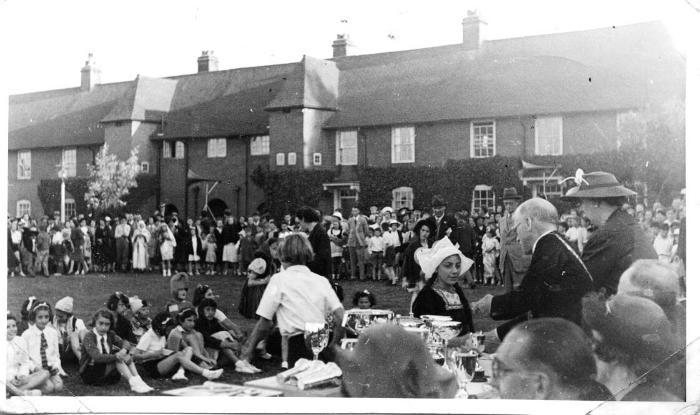 Willifield Green GSS prize-giving in 1939